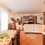 Chalet Glicine, San Zeno Di Montagna. *