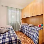 Glicine, San Zeno Di Montagna. Chalet