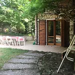 Glicine, San Zeno Di Montagna. Chalet San Zeno di Montagna