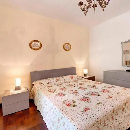Chalet Glicine, San Zeno Di Montagna. San Zeno di Montagna