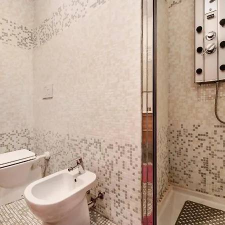 Glicine, San Zeno Di Montagna. Chalet