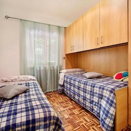 Glicine, San Zeno Di Montagna. Chalet