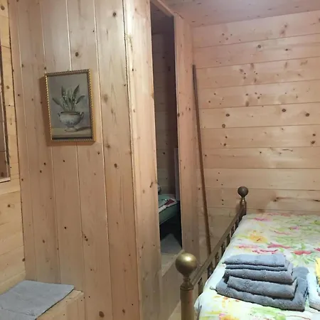 Chalet Glicine, San Zeno Di Montagna.