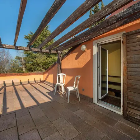 Chalet Glicine, San Zeno Di Montagna. *
